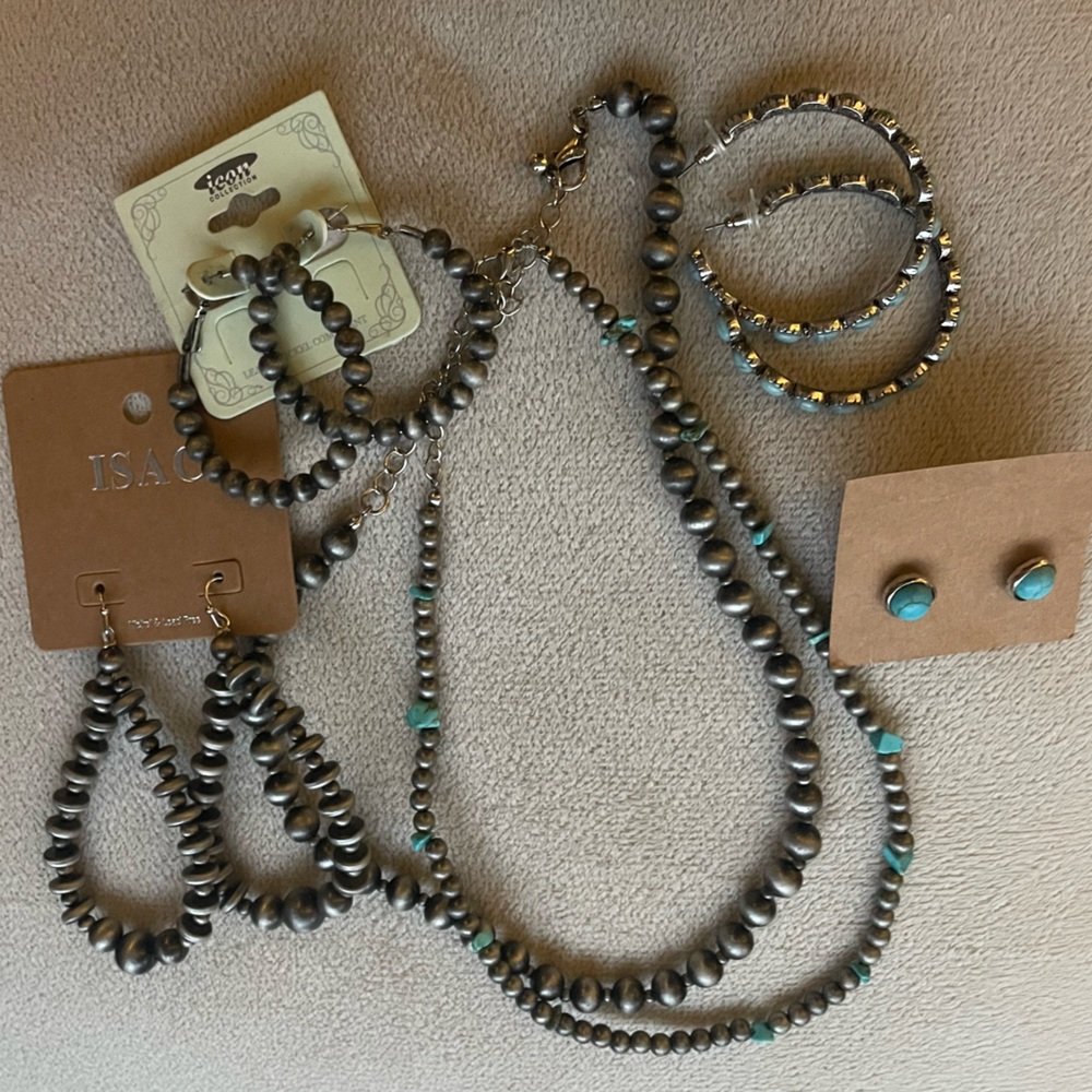 SELLING OUT!!! Faux Navajo pearl jewelry